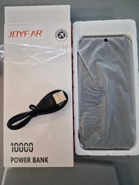 Power Bank 10000 mAh 4 connector types with flashlight